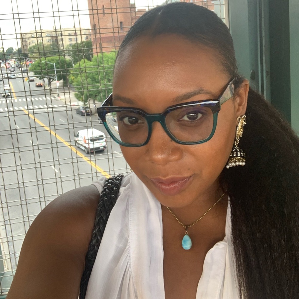 Meet your Posher, Carmen